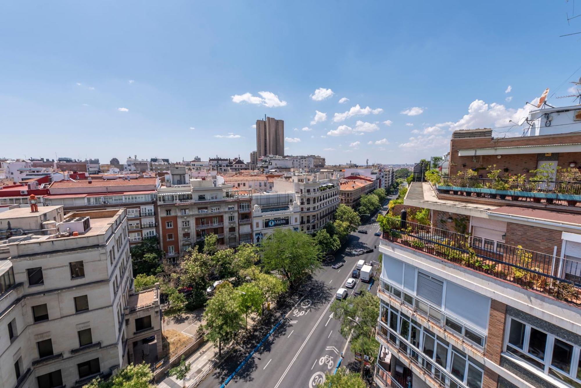 Alcala Street View Apartment Madrid Exterior photo
